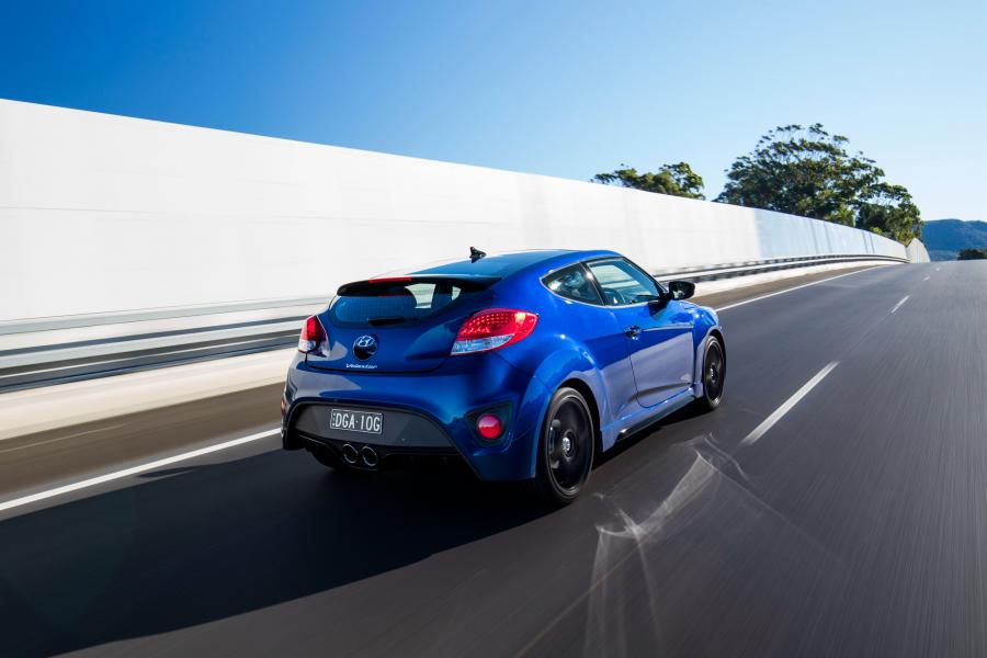  Hyundai Veloster Street Turbo 2016 года  (AU) (фото 4 из 23)